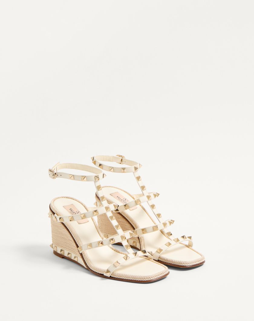 ROCKSTUD WEDGE SANDAL IN CALFSKIN WITH CORNELY EMBROIDERY 80MM - Image 1